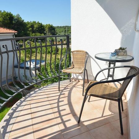Rita Apartment Cocaletto Ровинь Экстерьер фото